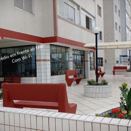 Predio Em Frente Ao Mar Διαμέρισμα Πράια Γκράντε Εξωτερικό φωτογραφία